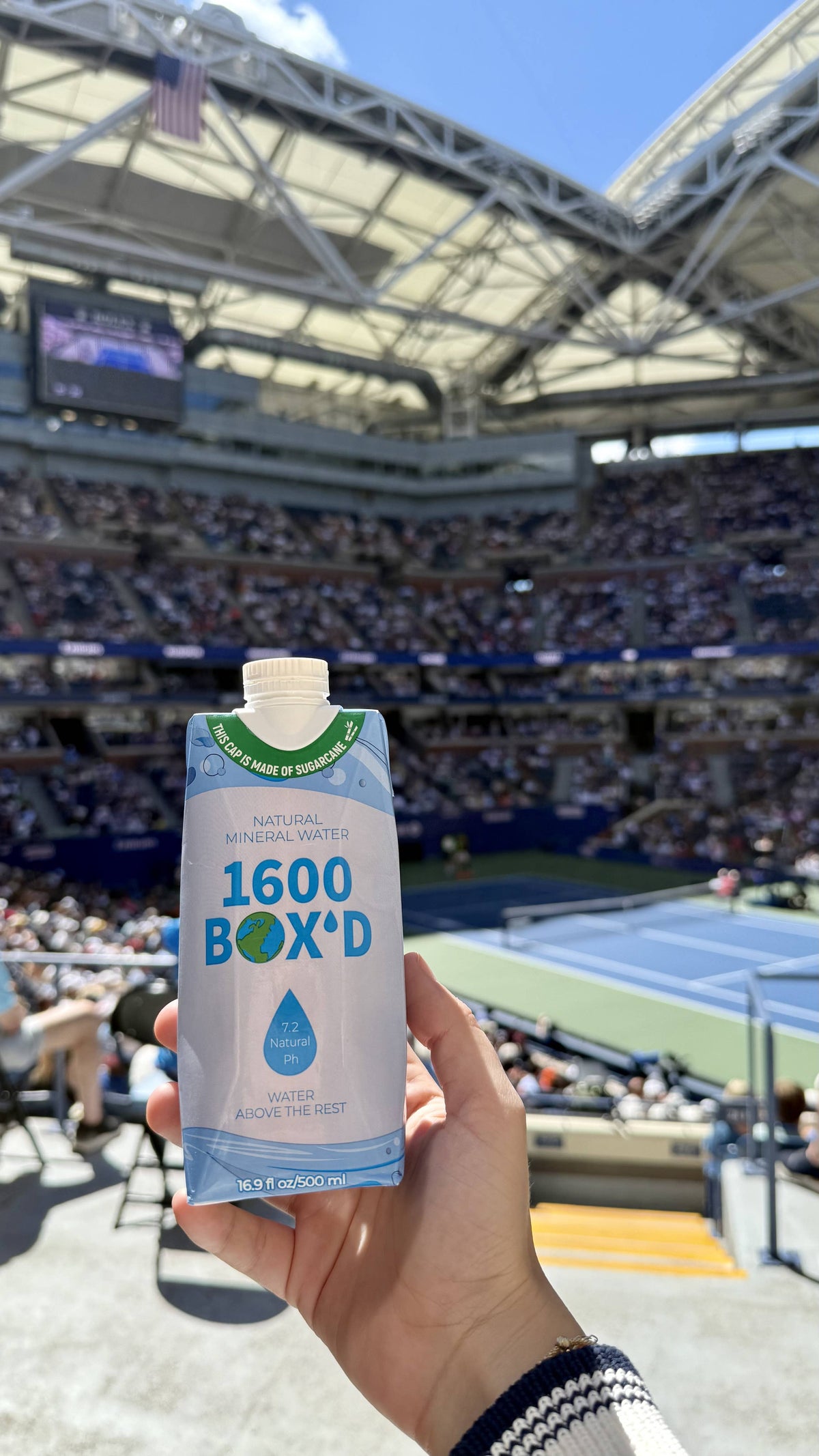 1600 BOX'D - 1600 BOX'D Natural Mountain Spring Water — 500ml (18 Pack)