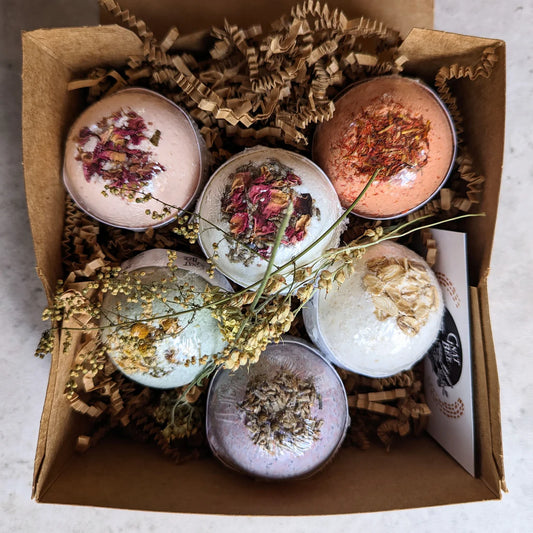 Gnat & Bee Natural Bath Bombs