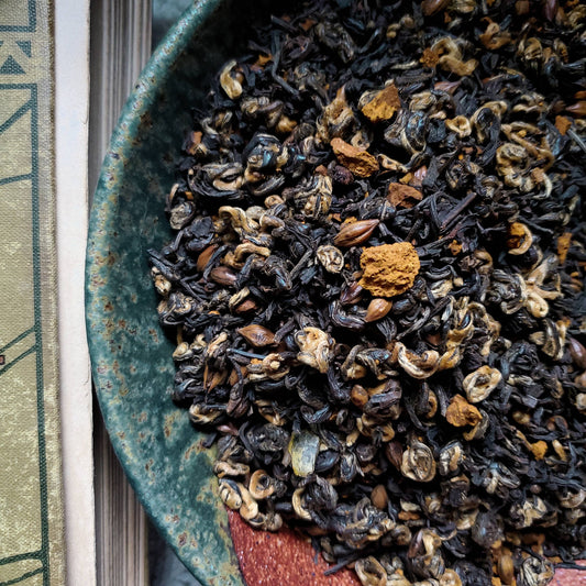 Gnat and Bee - Philosopher | Black Tea Blend