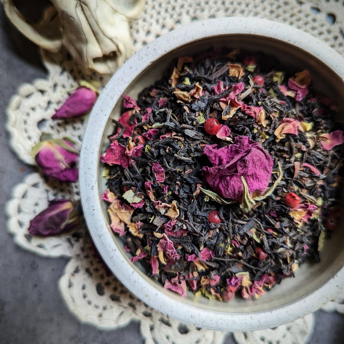 Gnat and Bee - Hecate | Black Tea Blend